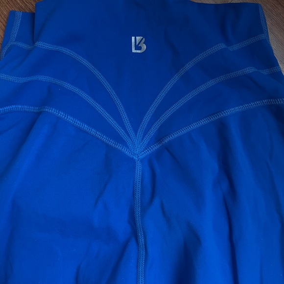 BuffBunny Sonic Blue Crossover Leggings - Picture 7 of 7